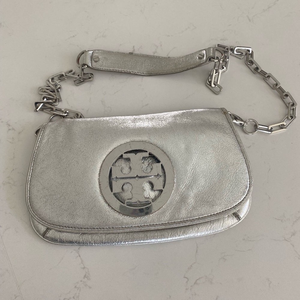 TORY BURCH silver bag with big disc